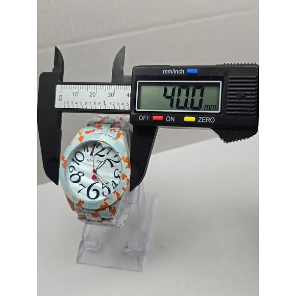 Betsey Johnson  White Blue Orange Camo Heart Quartz Watch New Battery Spring main image 10